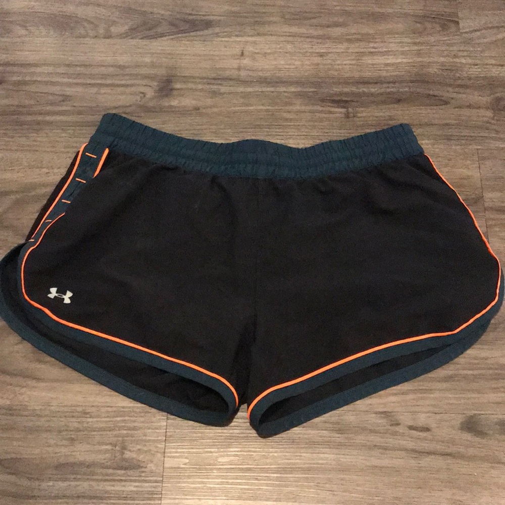 Under Armour shorts | size S